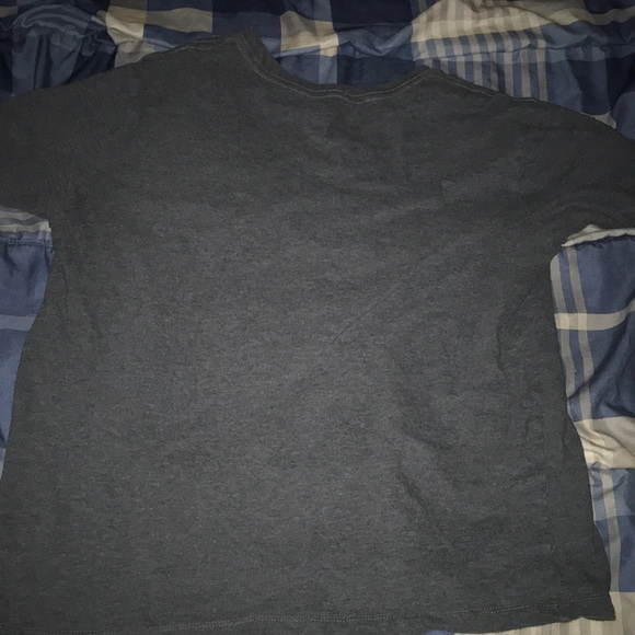 Gap Tee - Picture 2 of 2